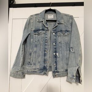 Old Navy Faded Blue Denim Jacket Size Medium